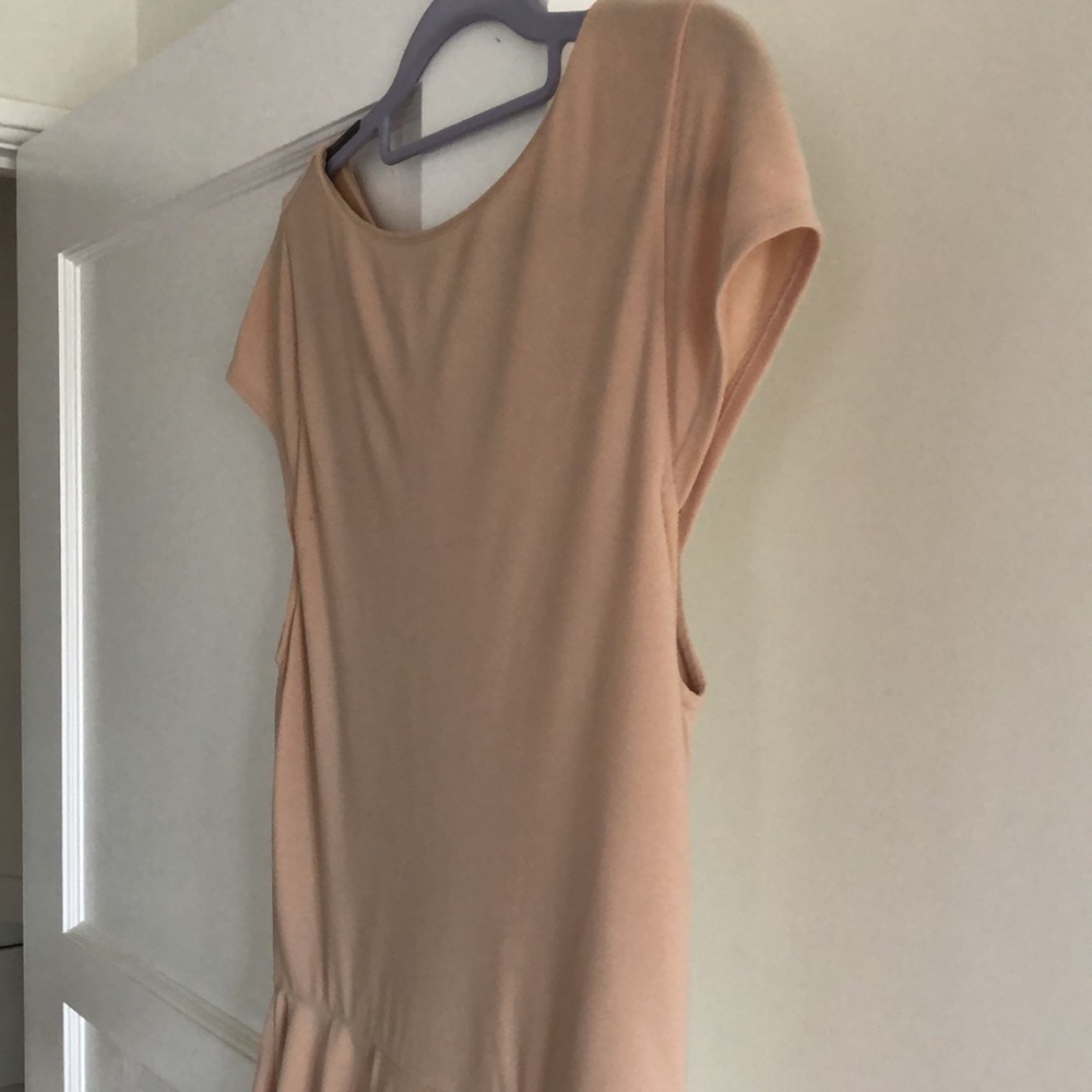 Alice and Olivia Cream Nude/Tan Peplum Short Sleeve Blouse - Picture 4 of 9
